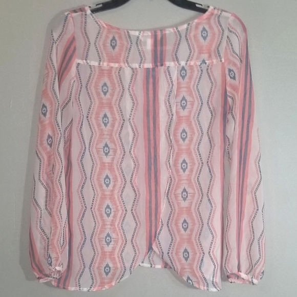 Charming Charlie Top size S - Picture 4 of 9